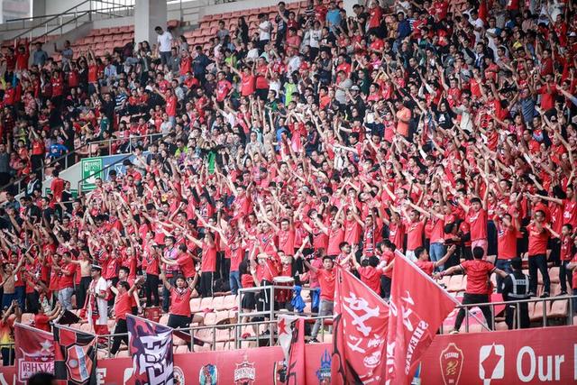 张镇麟37分辽宁胜上海 沈梓捷22分深圳胜天津